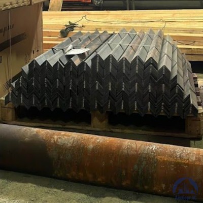 Уголок стальной равнополочный 125х125х12 мм С235 ГОСТ 8509-93 купить в Ульяновске